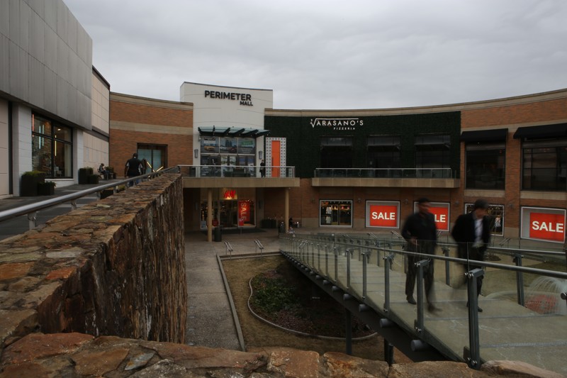 ಮುಸ್ಲಿಂ ಬಾಲಕಿಯ ಹಿಜಾಬ್ ಕಿತ್ತೆಸೆದ ದುಷ್ಕರ್ಮಿ